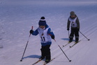 Joona Pulli ja Akxel Kainar maalisuoralla sarjassa pojat alle 6v